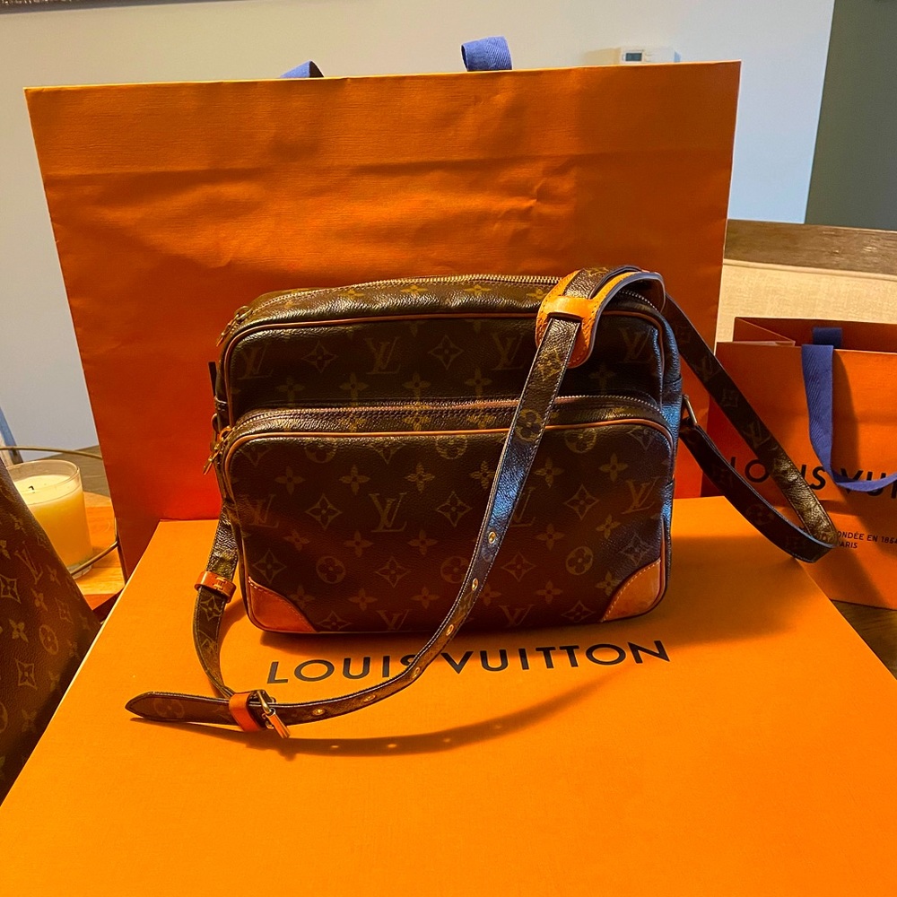 Authentic Louis Vuitton Nile